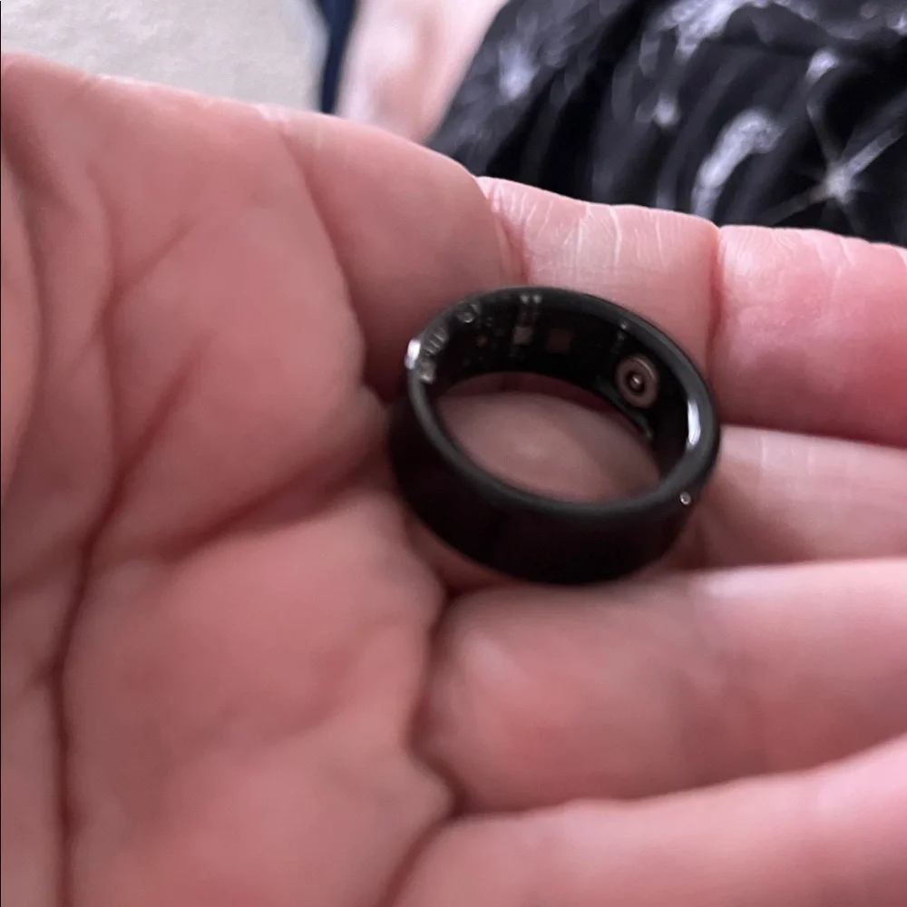 Smart Ring in Black by